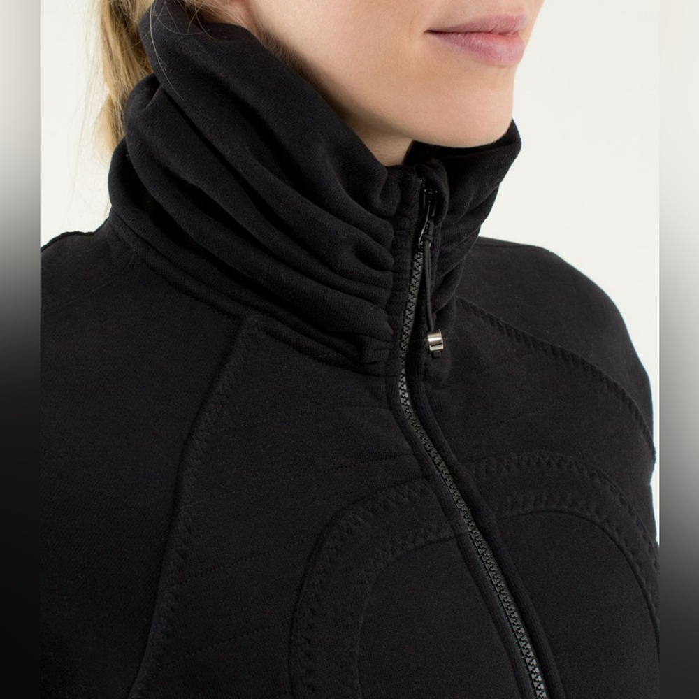 LULULEMON FUNNEL NECK FULL ZIP UP